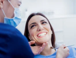 Скидка на лечение кариеса одного зуба