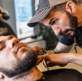 Мужская парикмахерская Trueman Barbershop на Всеволожском проспекте фото 4