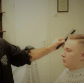 Мужская парикмахерская Belousov Barbershop фото 2