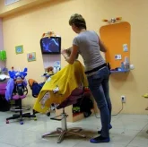Детская парикмахерская Зазеркалье на Гражданском проспекте фото 1